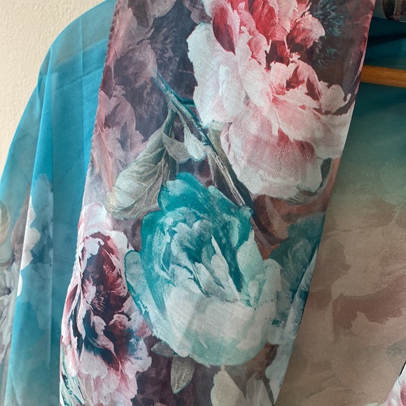 NEW Multicolor Silk Scraf - Picture 6 of 7